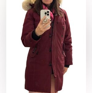 Canada Goose Women's Kensington Parka Size M Fusion Fit